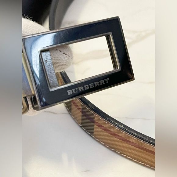 BURBERRY VintageĀ Check Leather Belt - Picture 4 of 8